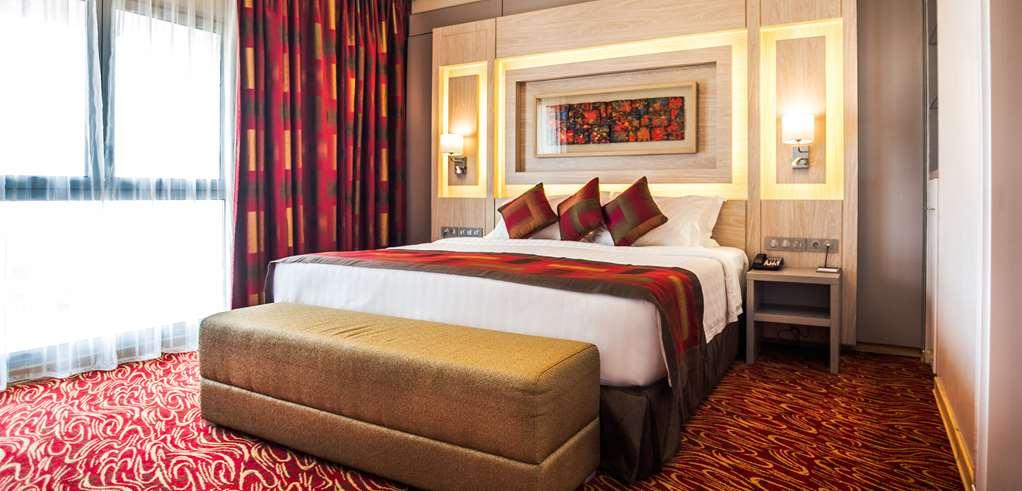 Hotel Golden Tulip Le Diplomate Cotonou Pokoj fotografie