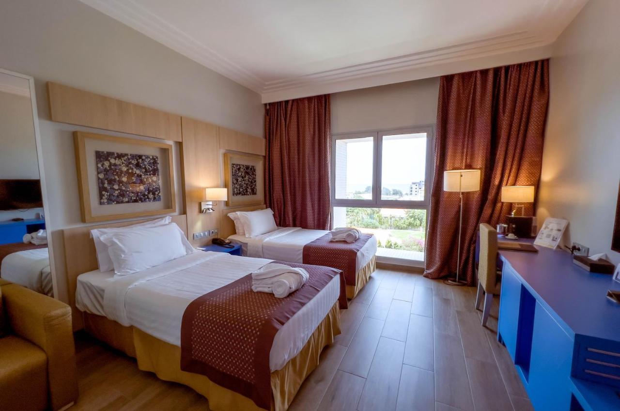 Hotel Golden Tulip Le Diplomate Cotonou Exteriér fotografie