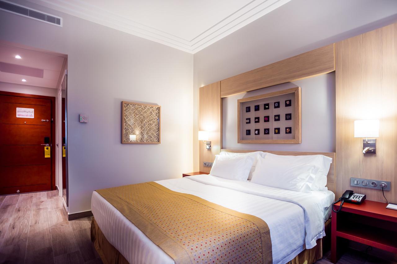 Hotel Golden Tulip Le Diplomate Cotonou Exteriér fotografie