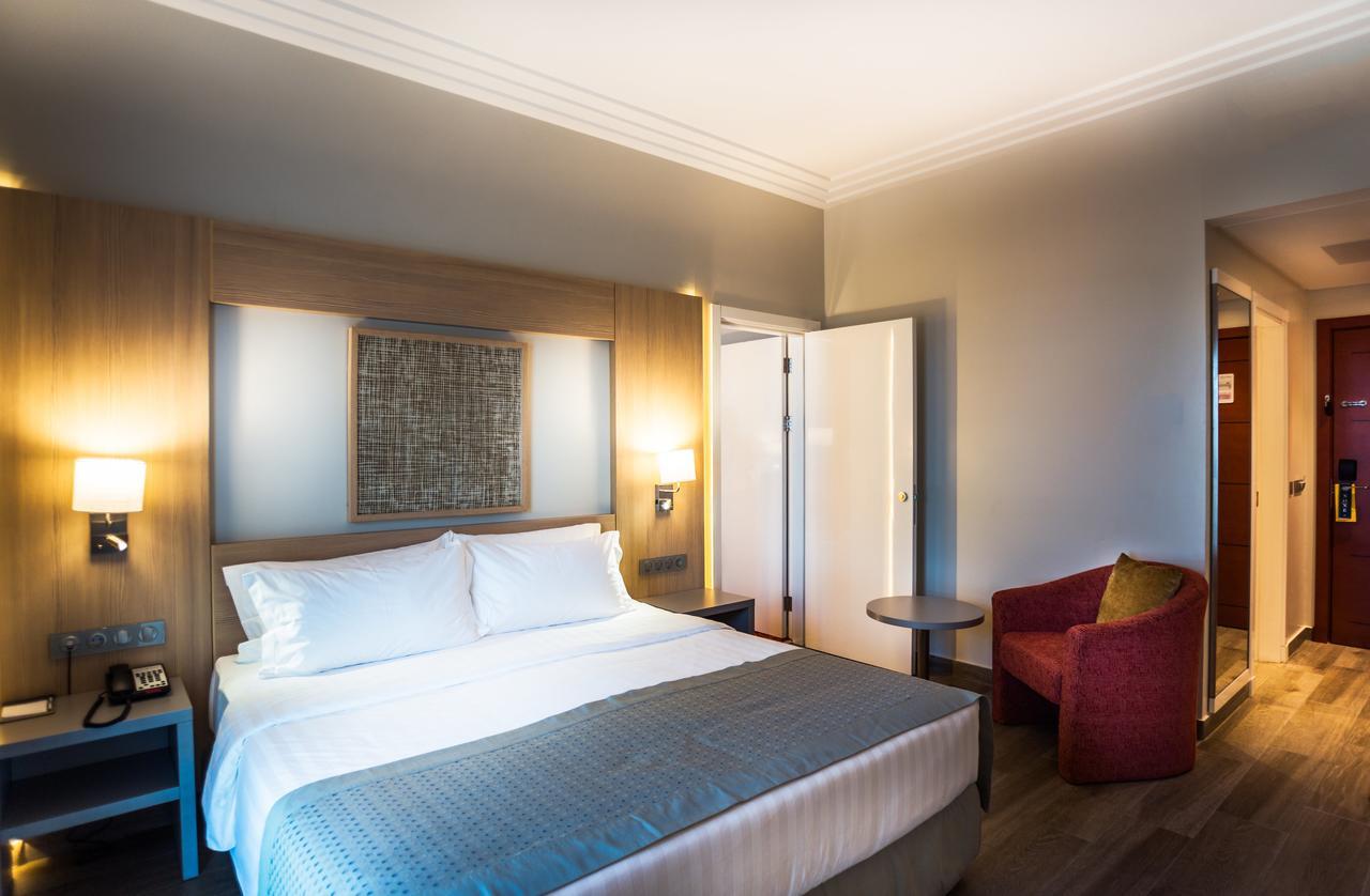 Hotel Golden Tulip Le Diplomate Cotonou Exteriér fotografie