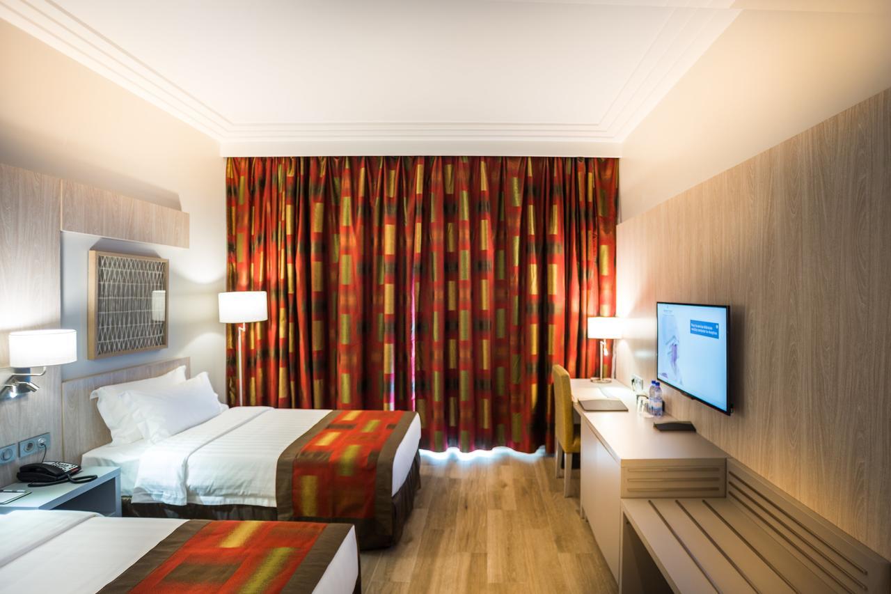 Hotel Golden Tulip Le Diplomate Cotonou Exteriér fotografie