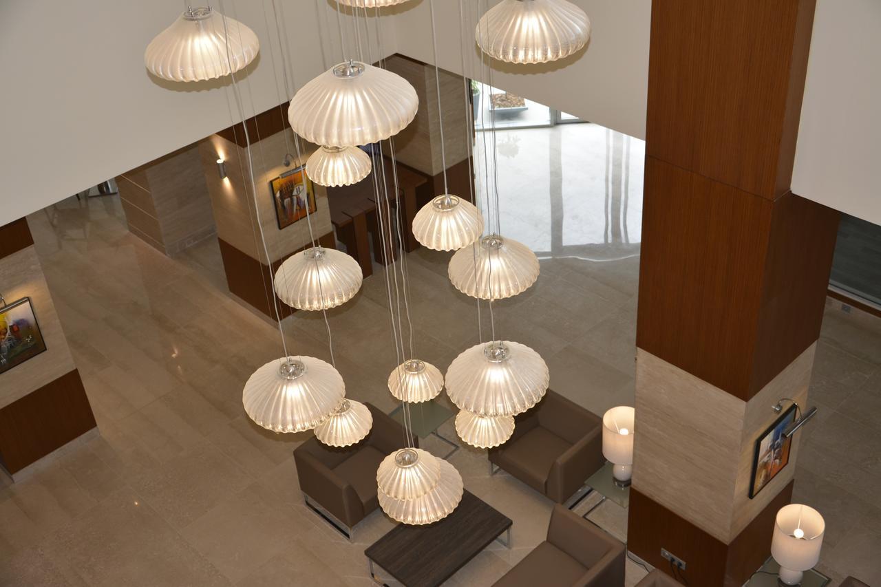 Hotel Golden Tulip Le Diplomate Cotonou Exteriér fotografie