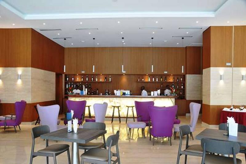 Hotel Golden Tulip Le Diplomate Cotonou Exteriér fotografie